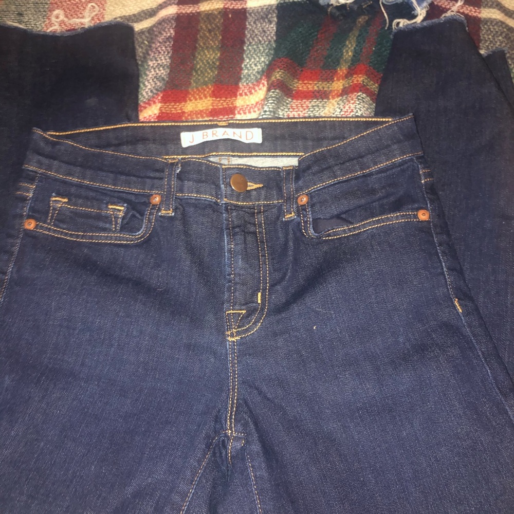 cropped distressed jeans